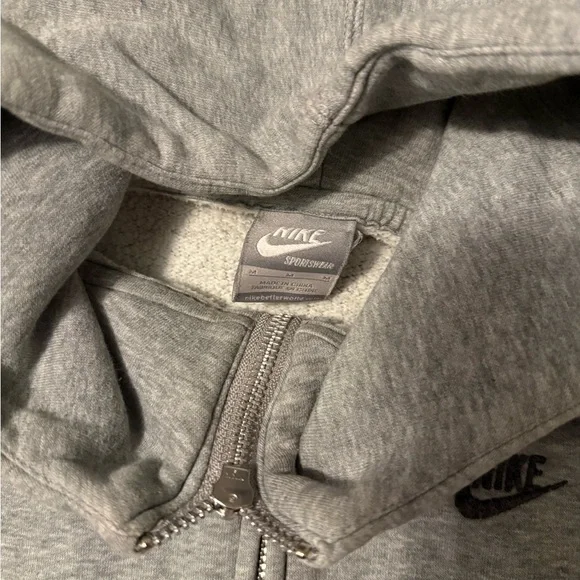 Nike Sweatshirt - Picture 4 of 4